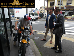 �e���[�ɓ����񂲗��X